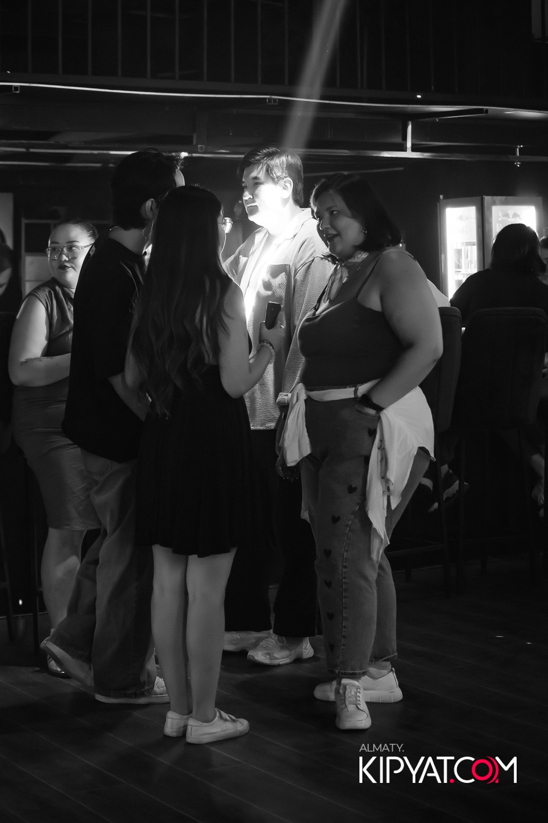 НОЧНОЙ КЛУБ ICON. КИПЯТКОМ АЛМАТЫ!