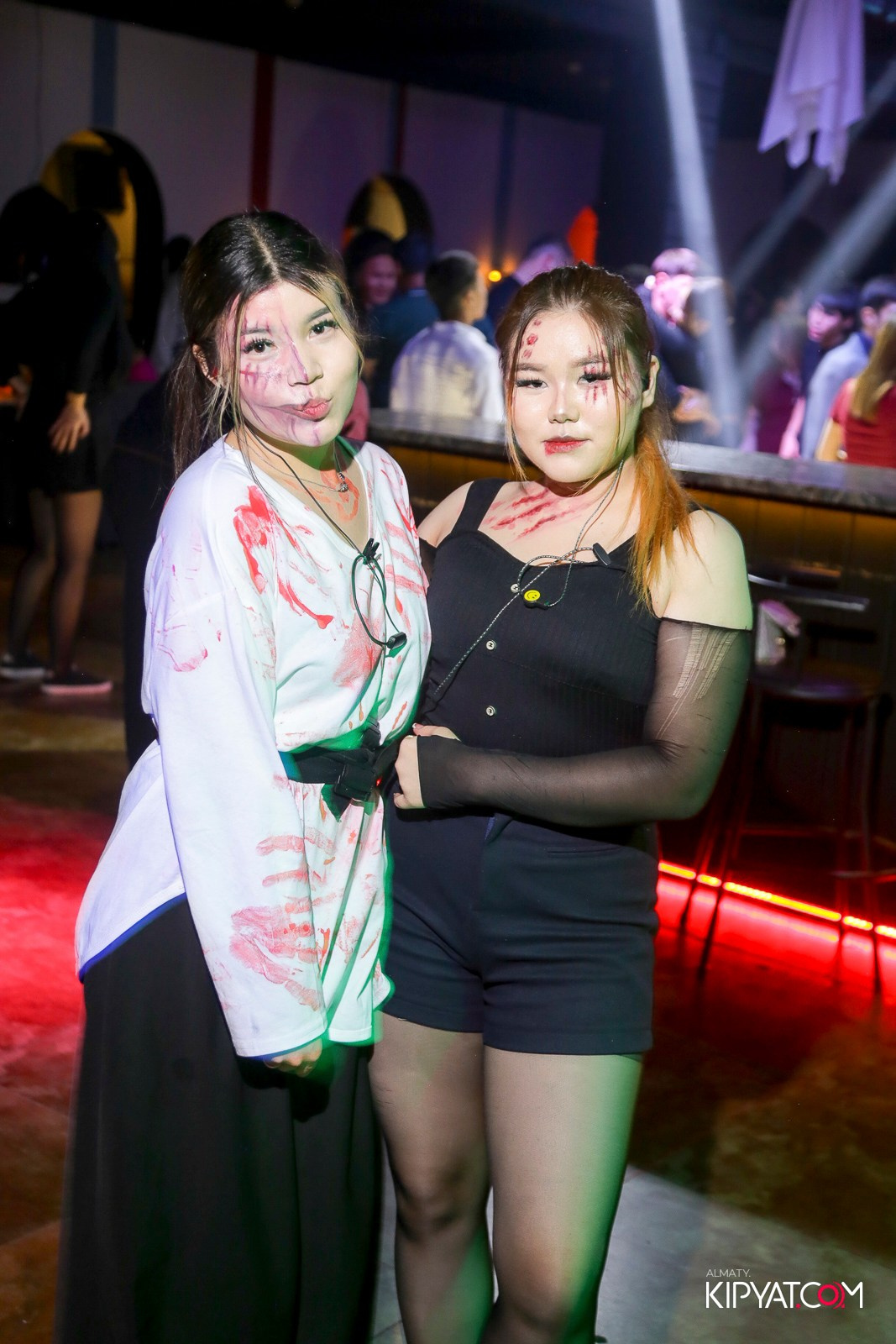 ARAGOSTA ДИСКО-БАР. КИПЯТКОМ АЛМАТЫ!