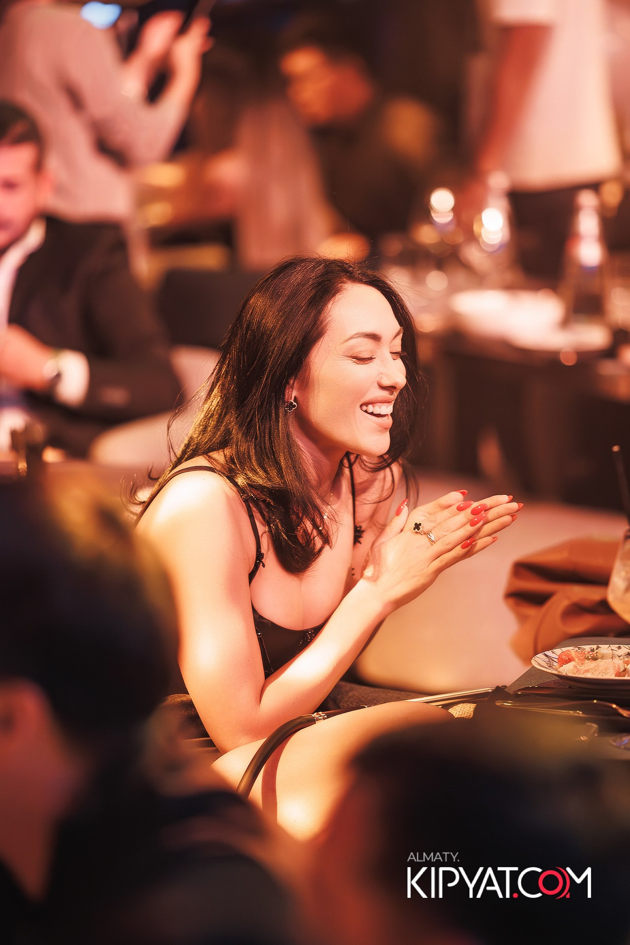 QUEEN. КИПЯТКОМ АЛМАТЫ!