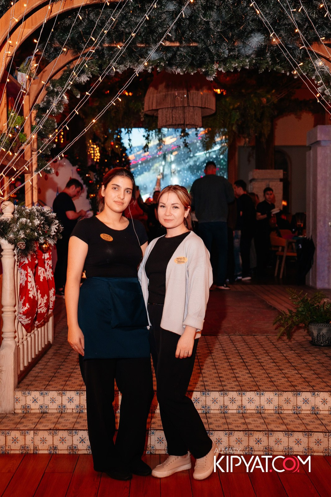 ГРУЗИНСКИЙ ДВОР НА КАБАНБАЙ БАТЫРА. КИПЯТКОМ АЛМАТЫ!