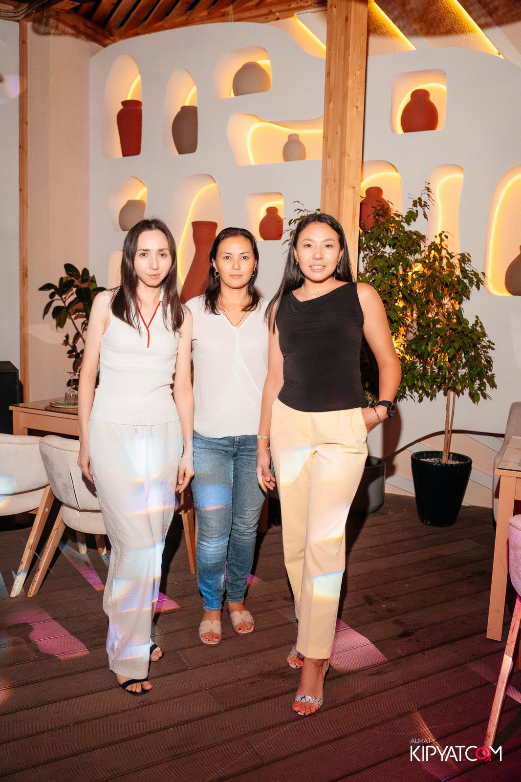 MOOD KARAOKE & TERRACE. КИПЯТКОМ АЛМАТЫ!