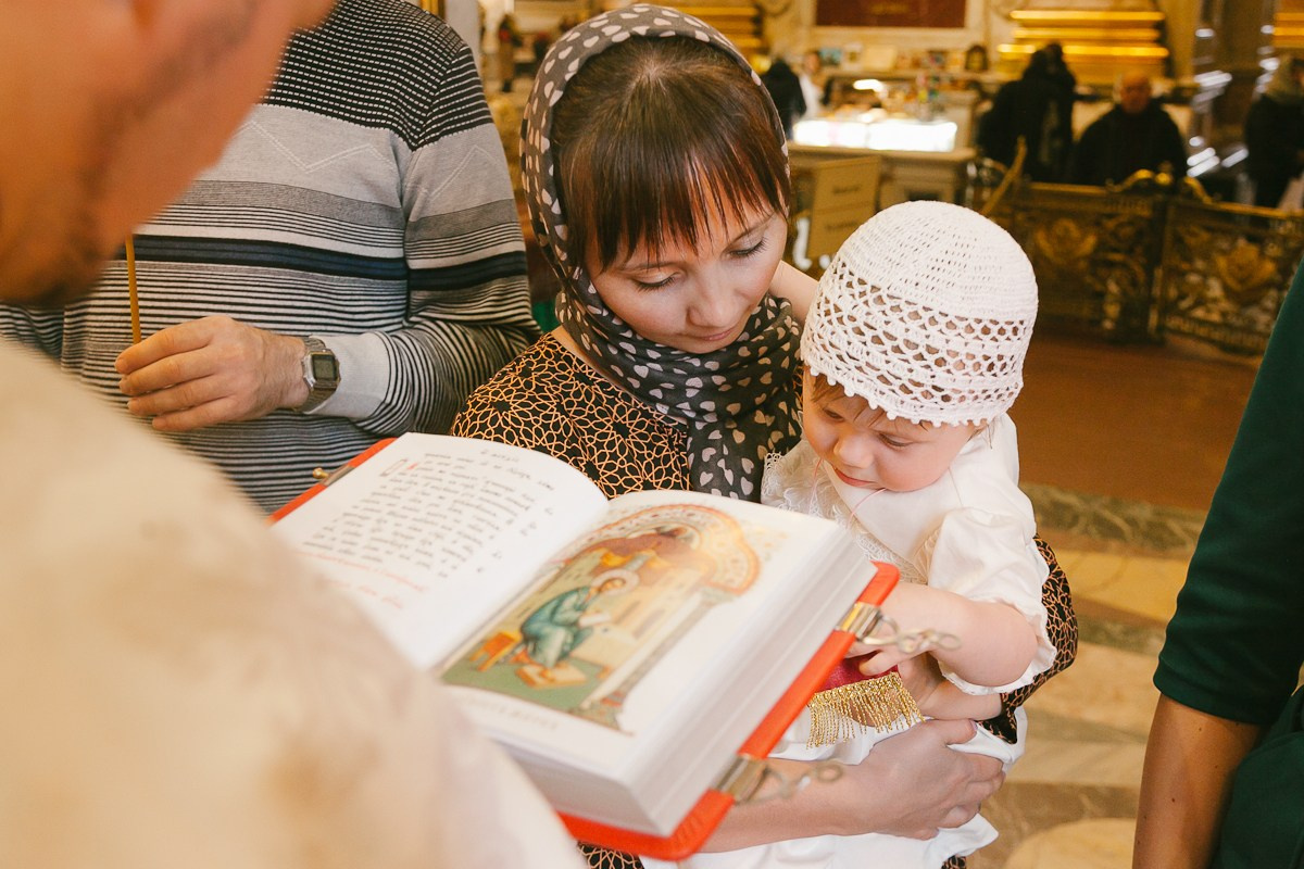 Крещение в Исаакиевском соборе малыша, Санкт-Петербург. Фотограф крещение венчание в Петербурге! Помогает подобрать храм и посоветовал душевного батюшку в СПб