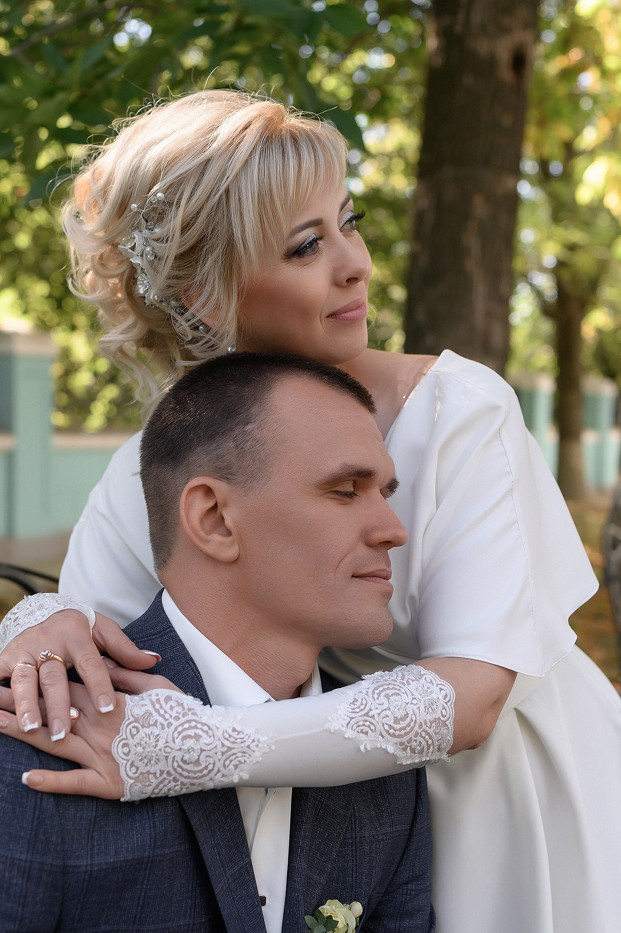 Портретная фотосъёмка жениха и невесты. 