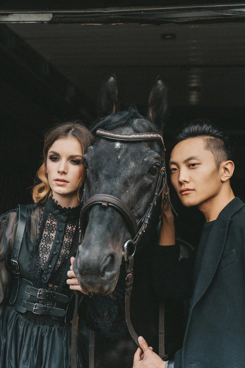 Конная прогулка история Любви. Свадебный и семейный фотограф в Краснодаре Миненко Кристина