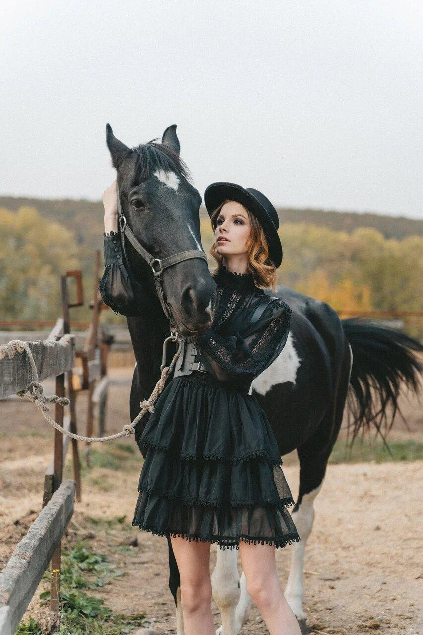 Конная прогулка история Любви. Свадебный и семейный фотограф в Краснодаре Миненко Кристина