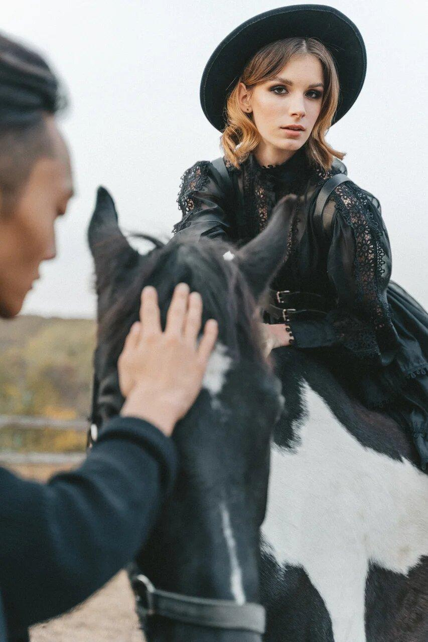 Конная прогулка история Любви. Свадебный и семейный фотограф в Краснодаре Миненко Кристина