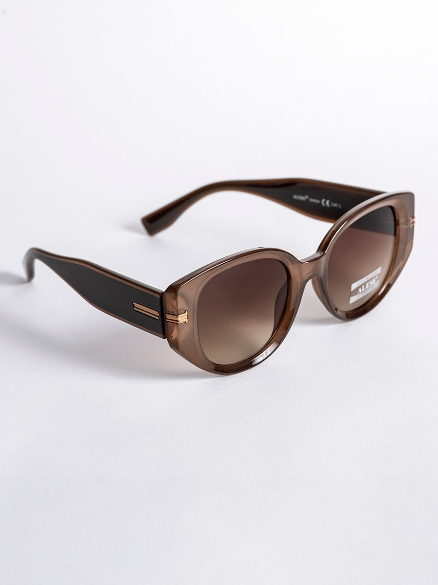 Съемка солнцезащитных очков. Фотограф в Санкт-Петербурге