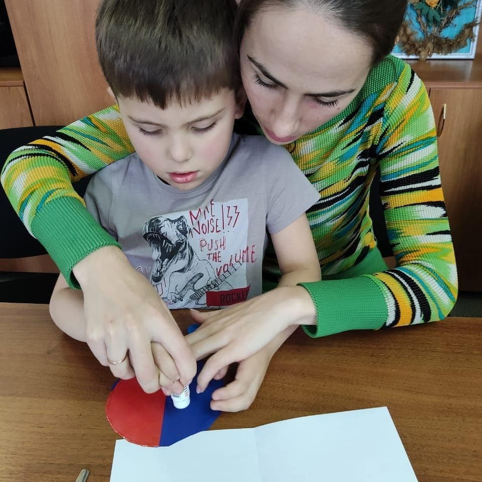 Пишем письмо в сказку: наши дети создали открытки для Деда Мороза! 🎅✉️✨