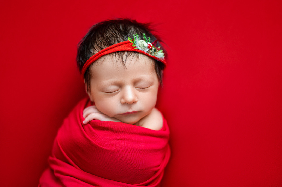 Есения (новогодняя). Фотограф новорожденных, семейный, женский фотограф Сургут Юлия Шумкова