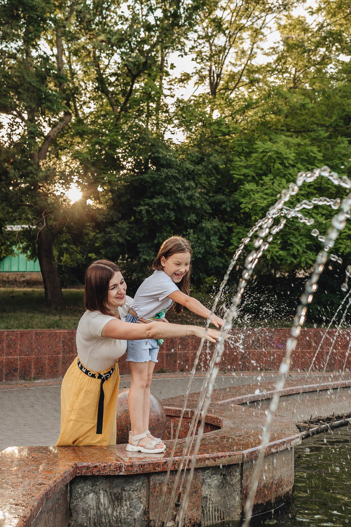 Настя и Ксюша — краски лета. Семейный фотограф Новороссийск, Анапа, Геленджик — Юлия Давыдова
