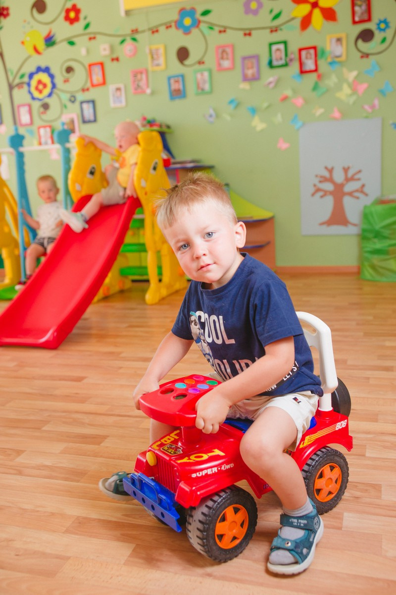 «Мой день в детском саду». Младшая группа «Полянка». Фотограф в детский сад в Екатеринбурге, выпускные альбомы Юлия Умерова