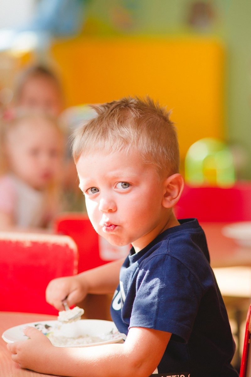 «Мой день в детском саду». Младшая группа «Полянка». Фотограф в детский сад в Екатеринбурге, выпускные альбомы Юлия Умерова
