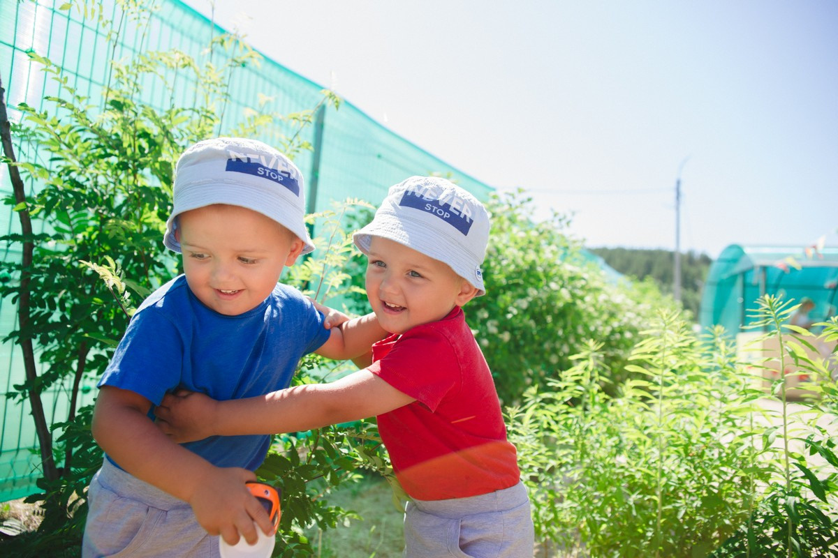 «Мой день в детском саду». Младшая группа «Полянка». Фотограф в детский сад в Екатеринбурге, выпускные альбомы Юлия Умерова