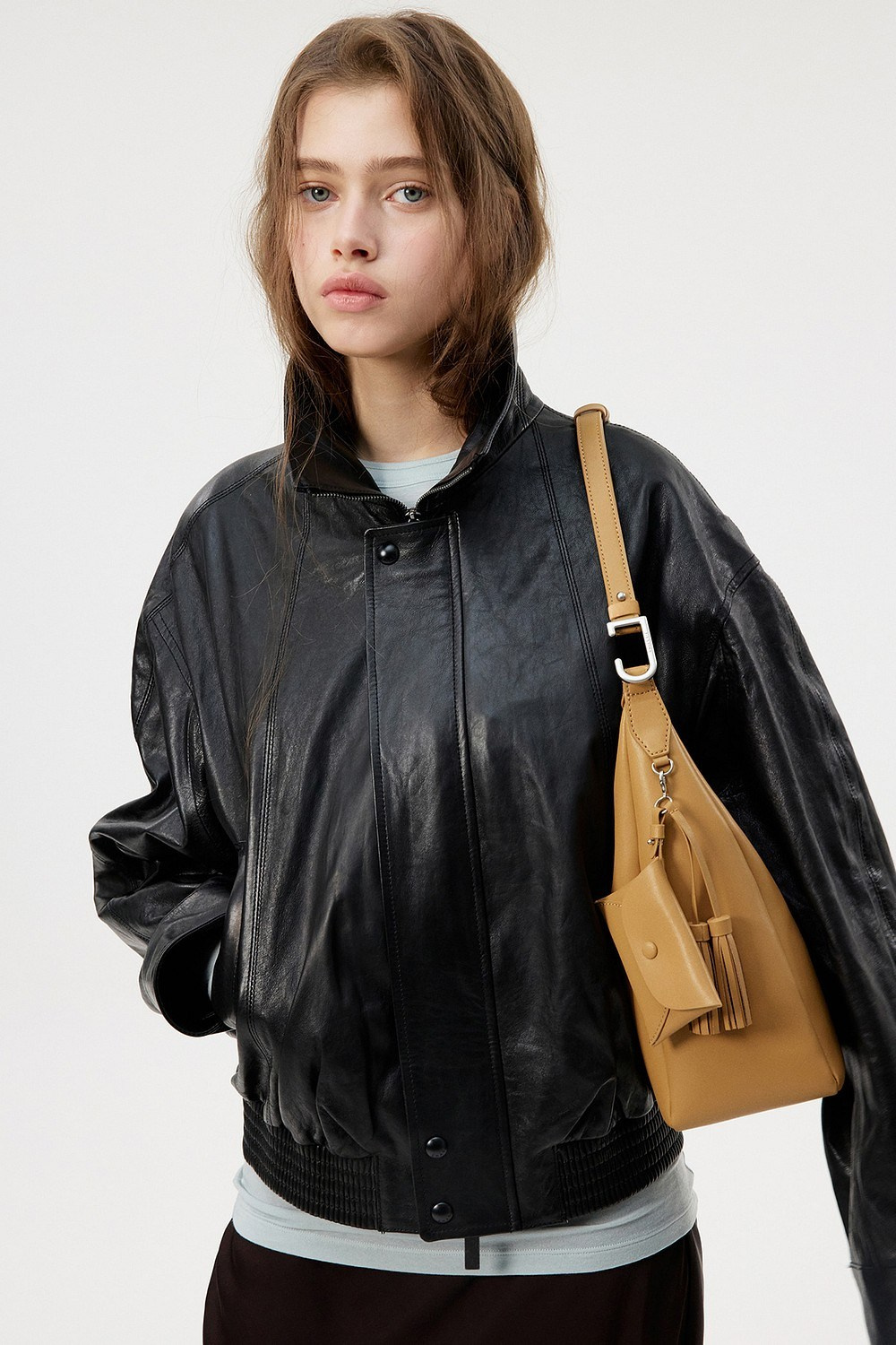 Alisa. N10 MODEL MANAGEMENT