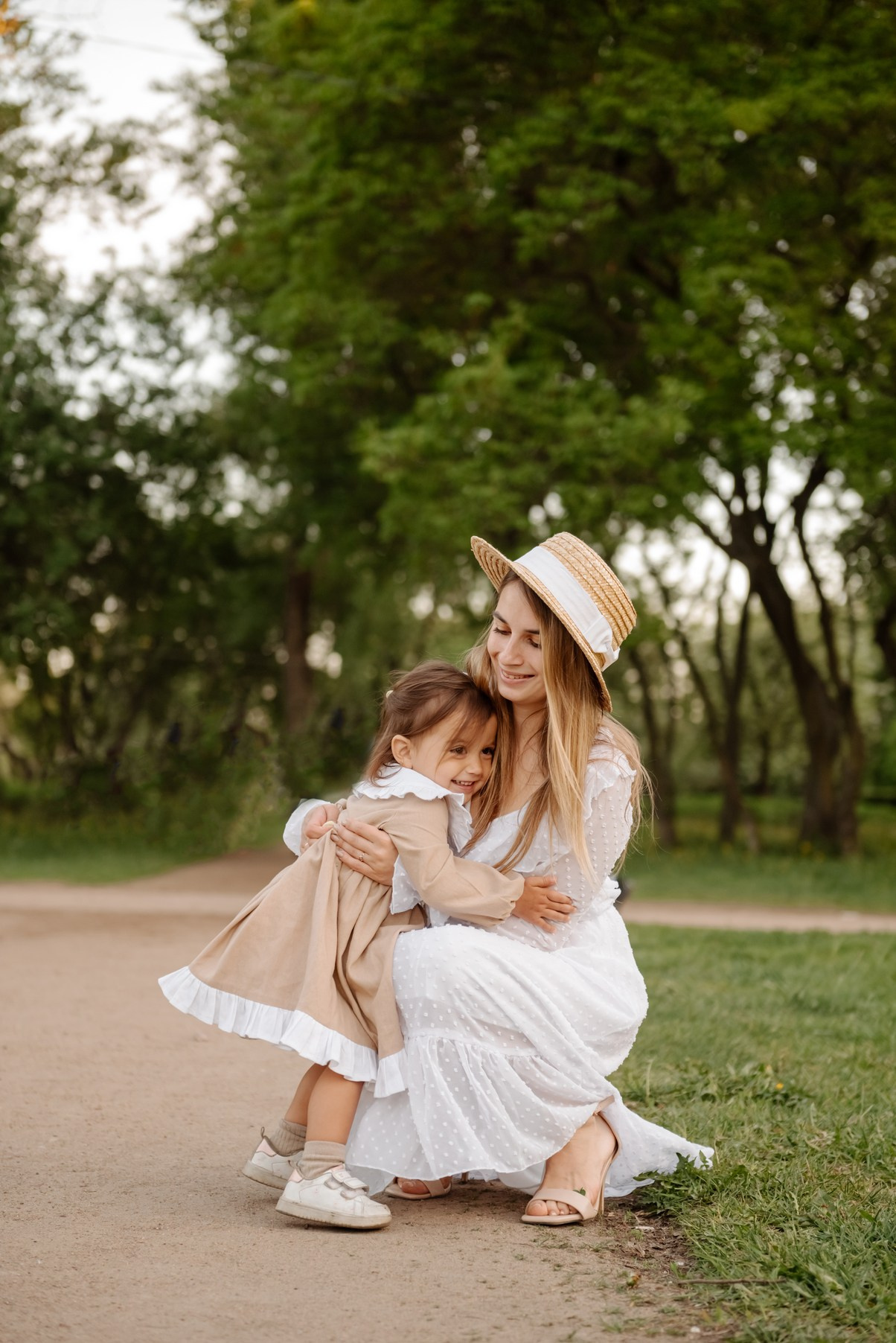 Фотосессия в яблонях. Свадебный и семейный фотограф в Санкт-Петербурге Елена Худякова
