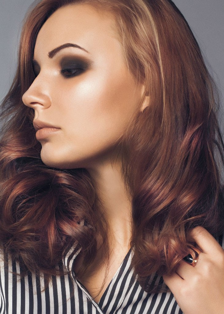 В СТУДИИ. Портретный фотограф в Москве Александра Яговкина