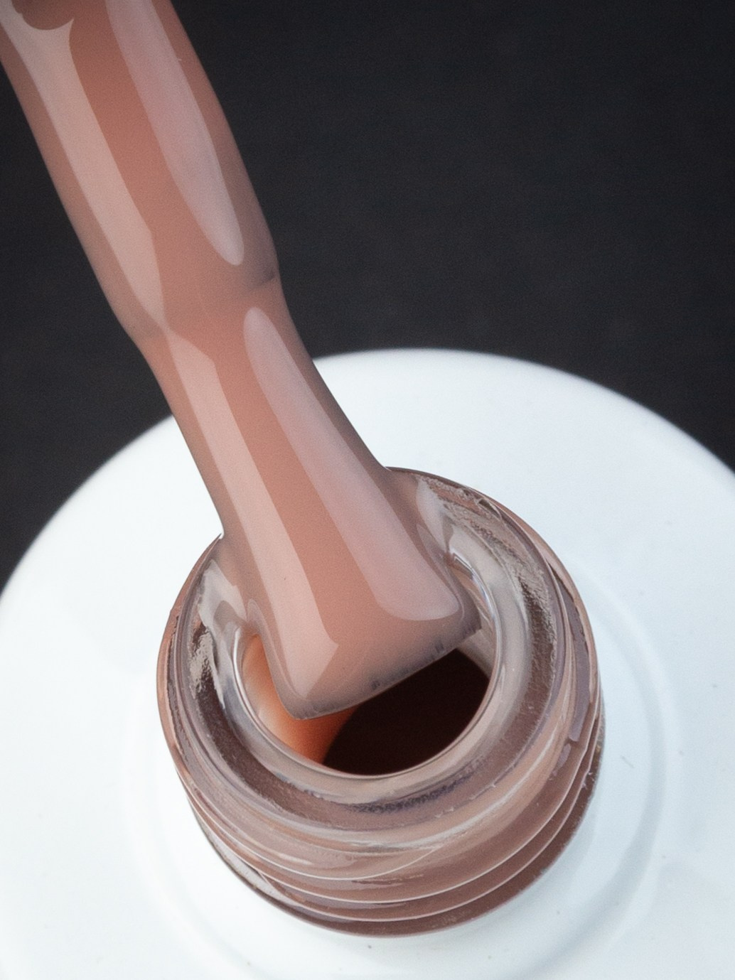 Kira на чёрном. Александр Стряпунин — предметный фотограф в Улан-Удэ