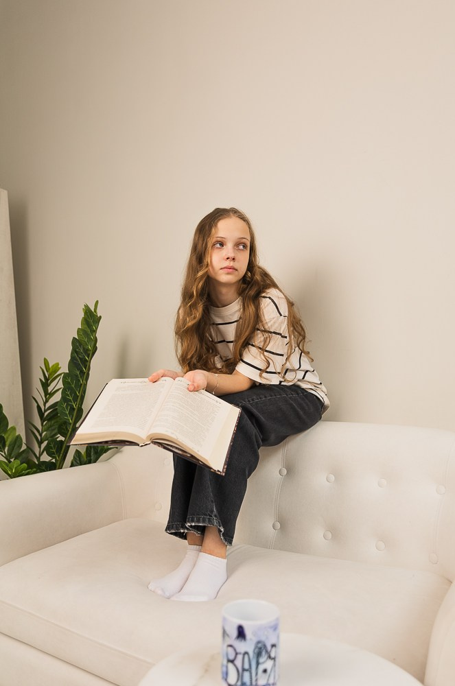 Индивидуальная съёмка в студии. Фотограф из Новосибирска Юрк Виктория