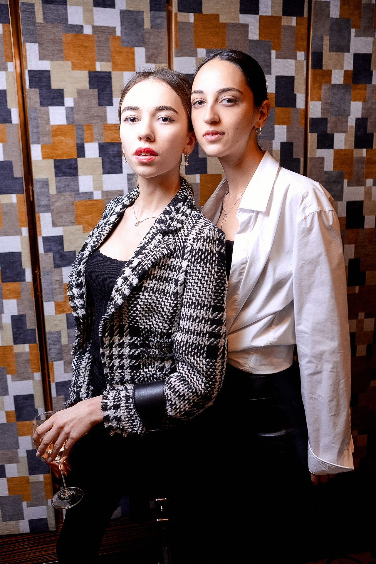 СВЕТСКАЯ ХРОНИКА