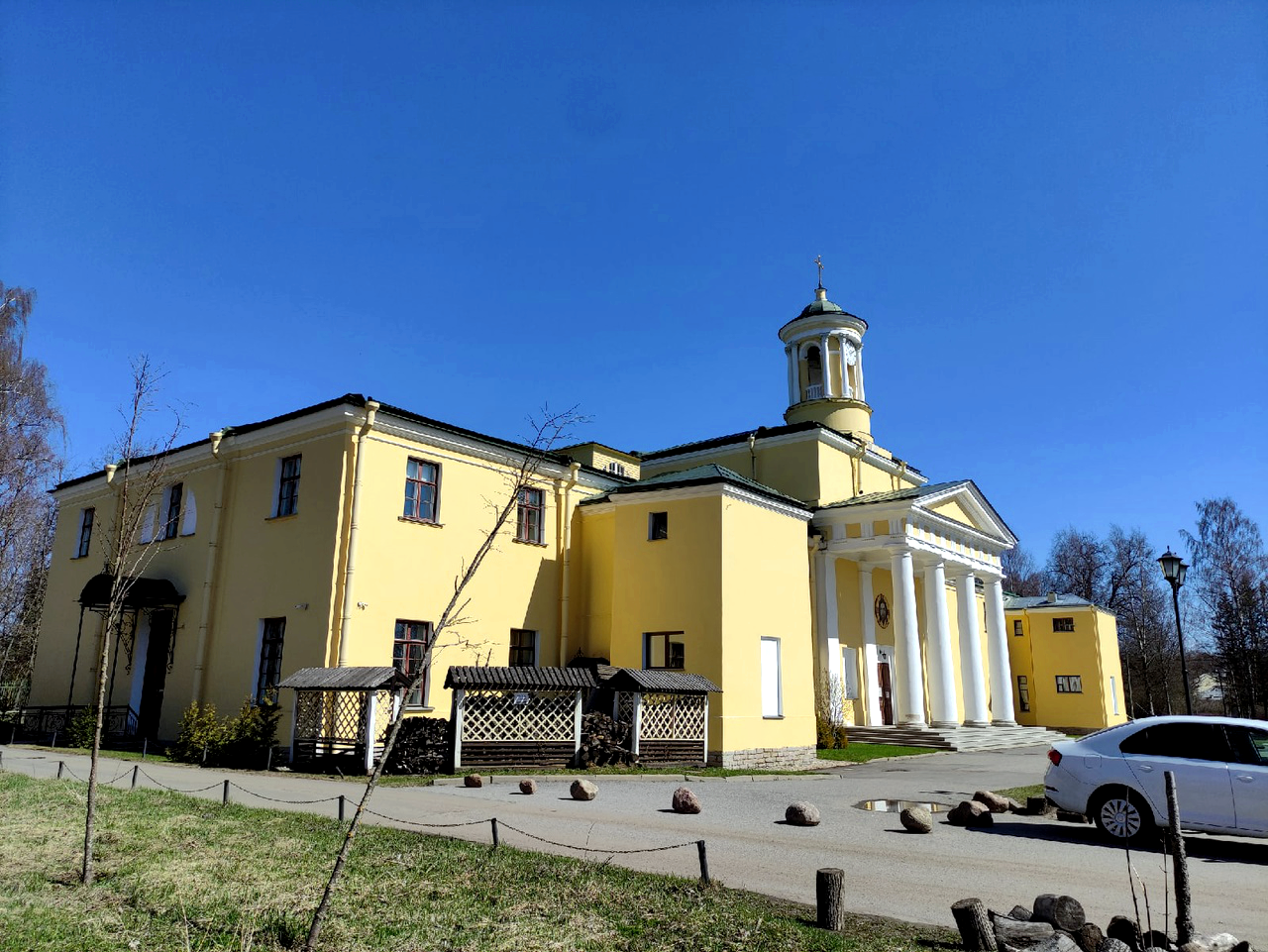 Экскурсия «Садовая улица города Павловска» (30.04.2022) Автор: Евгения Лебедева