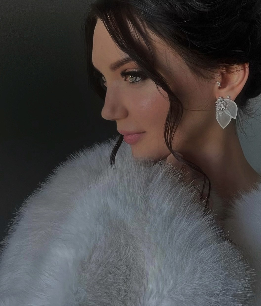 Свадебные и вечерние образы. Прически и макияж. Услуги свадебного стилиста в Москве