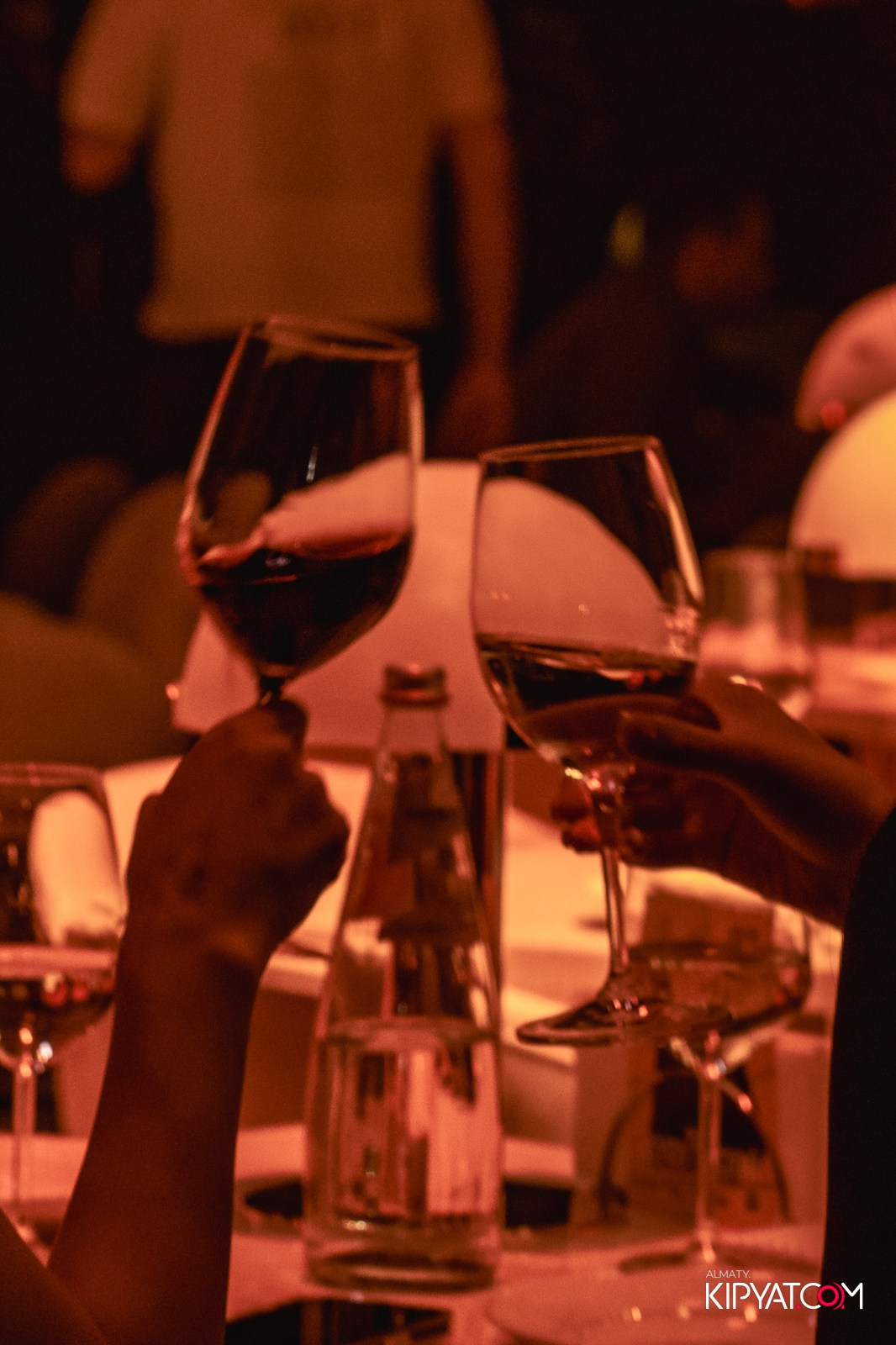 QUEEN. КИПЯТКОМ АЛМАТЫ!