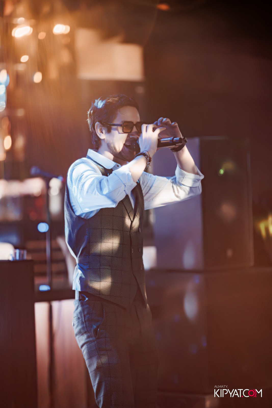 MOOD KARAOKE & TERRACE. КИПЯТКОМ АЛМАТЫ!