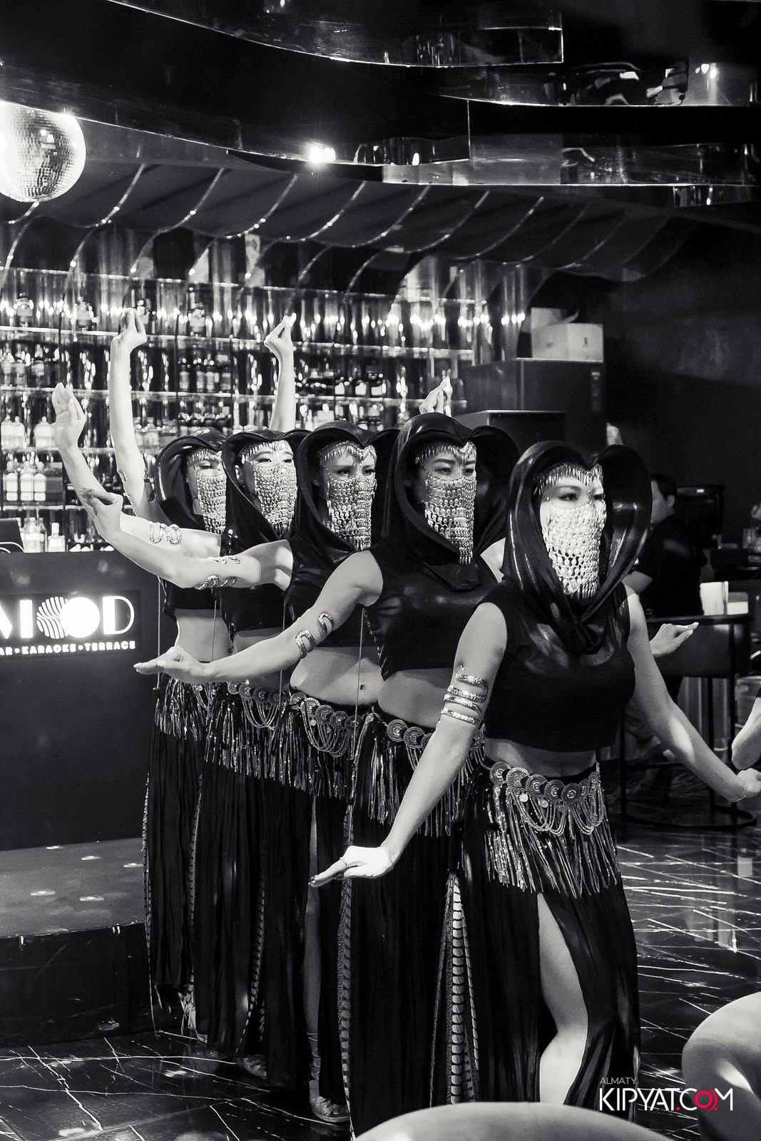 MOOD KARAOKE & TERRACE. КИПЯТКОМ АЛМАТЫ!