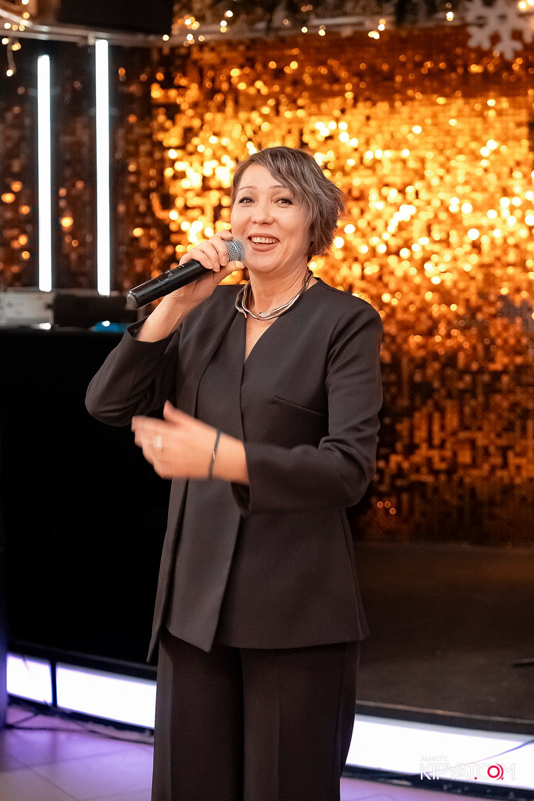 КАФЕ АЙНУР. КИПЯТКОМ АЛМАТЫ! Фотосъемка мероприятий в Алматы