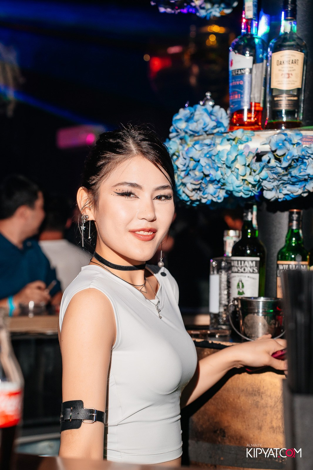 UYAT EMES BAR. КИПЯТКОМ АЛМАТЫ!