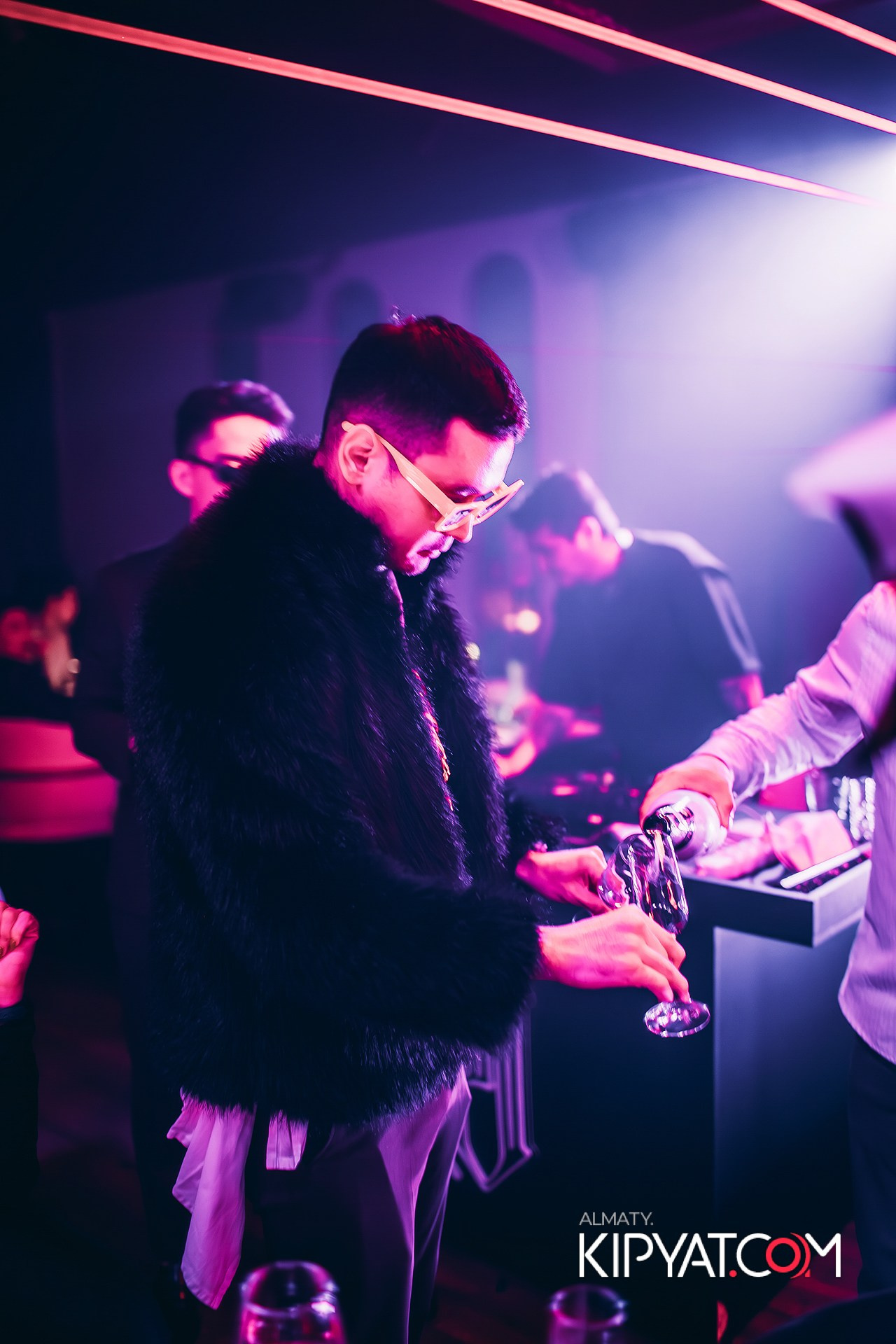 PATRIKI RESTAURANT. КИПЯТКОМ АЛМАТЫ!