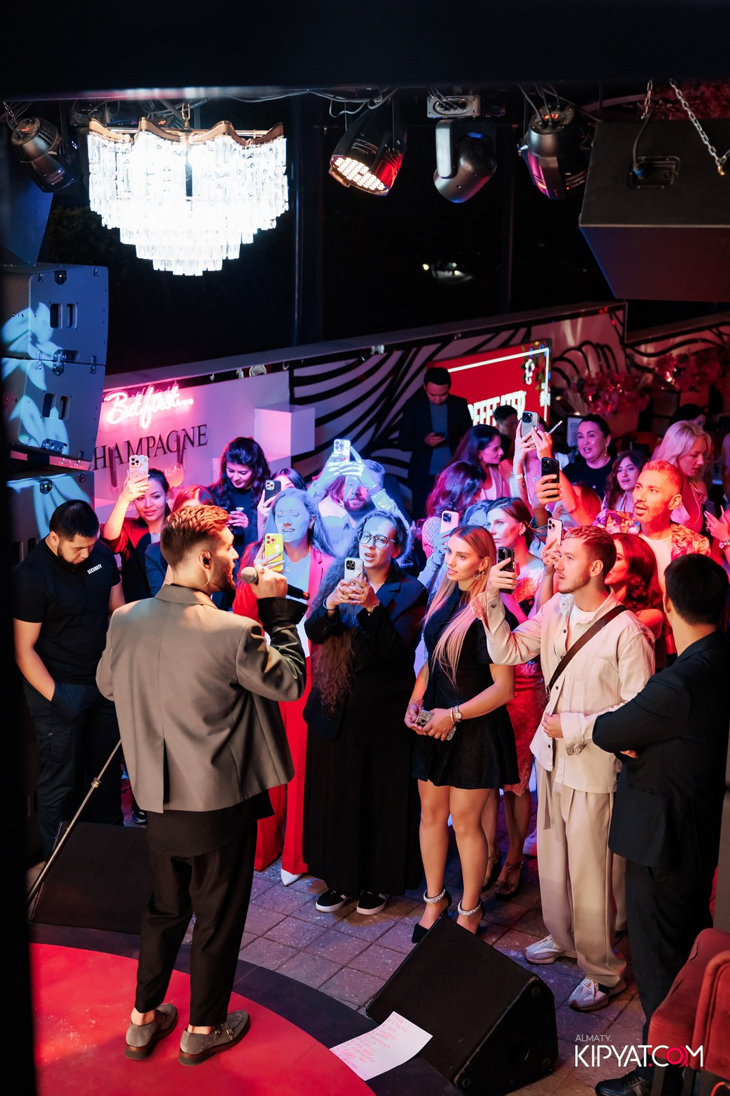 НОДАР РЕВИЯ В «ЗАЯ, НА БИС». КИПЯТКОМ АЛМАТЫ!