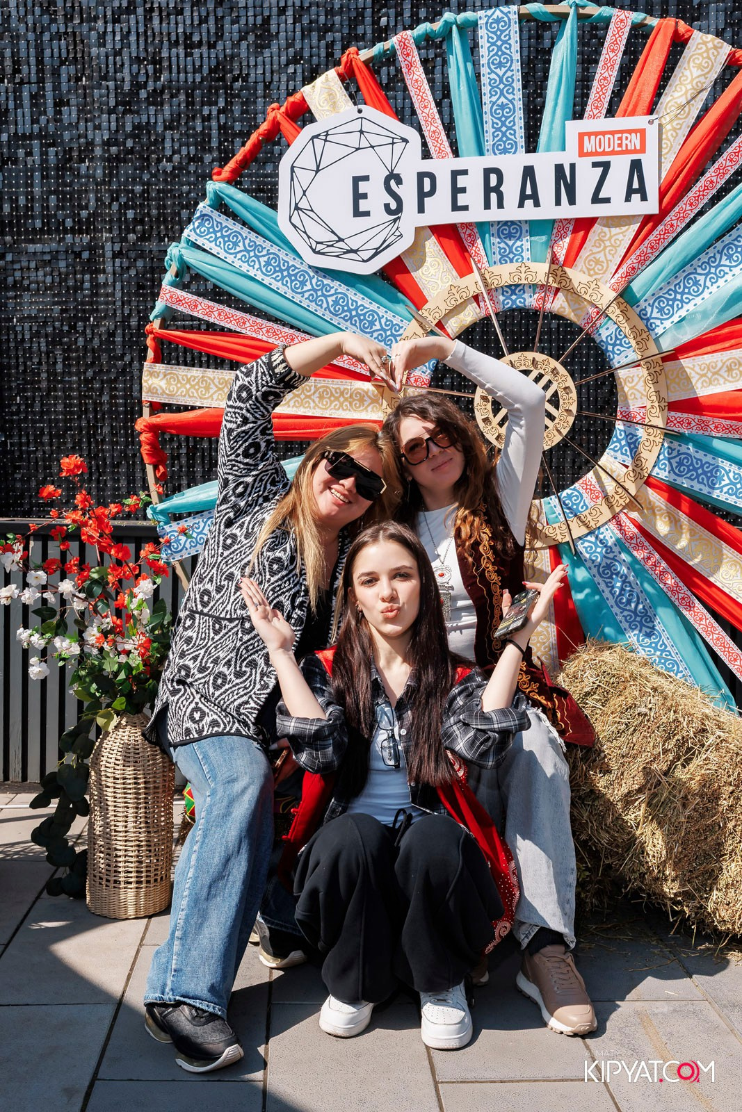 НАУРЫЗ В ESPERANZA — ФЕСТИВАЛЬ АЛЛЕЯ ВКУСОВ. КИПЯТКОМ АЛМАТЫ! Фотосъемка мероприятий в Алматы