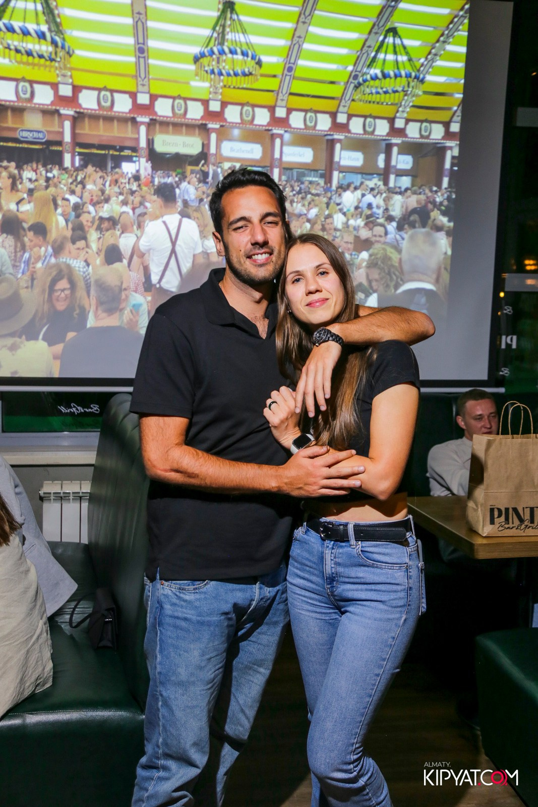 OKTOBERFEST — ПИНТА НА АЛТЫНСАРИНА. КИПЯТКОМ АЛМАТЫ!