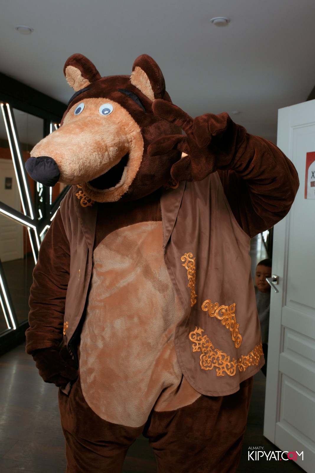 УХО И МЕДВЕДЬ НА САИНА. КИПЯТКОМ АЛМАТЫ!