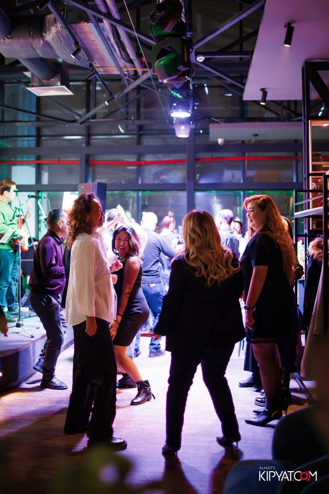 ПИНТА НУРЛЫ-ТАУ. КИПЯТКОМ АЛМАТЫ!