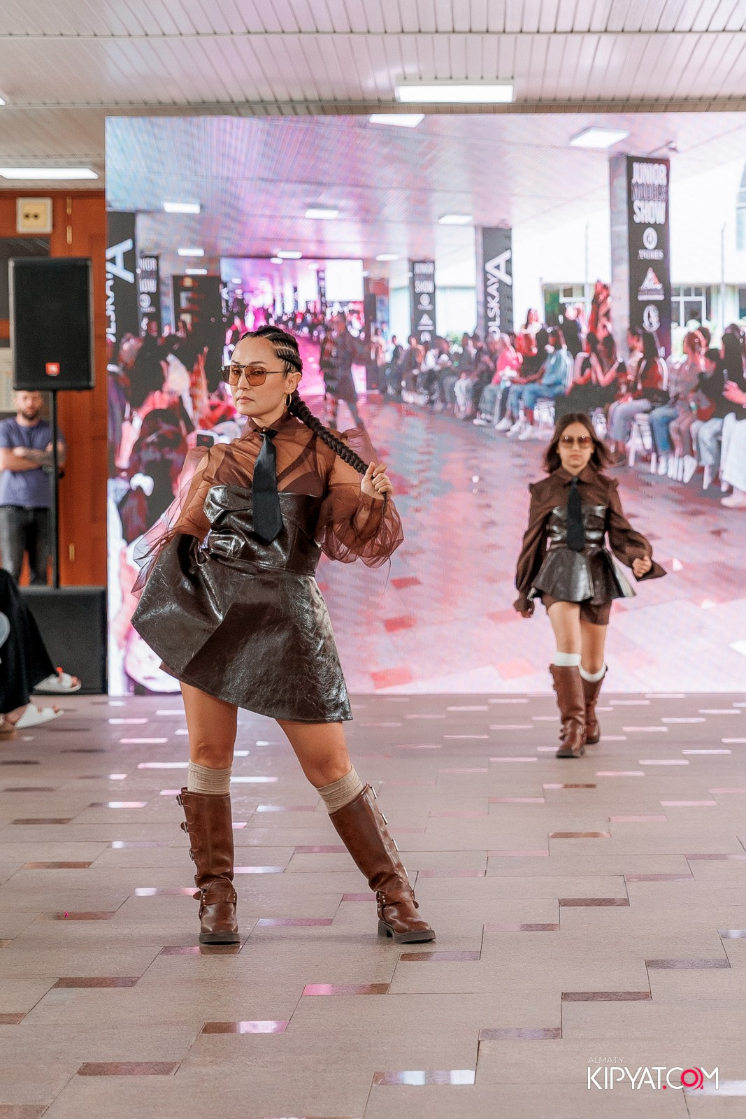 JUNIOR FASHION SHOW. КИПЯТКОМ АЛМАТЫ!