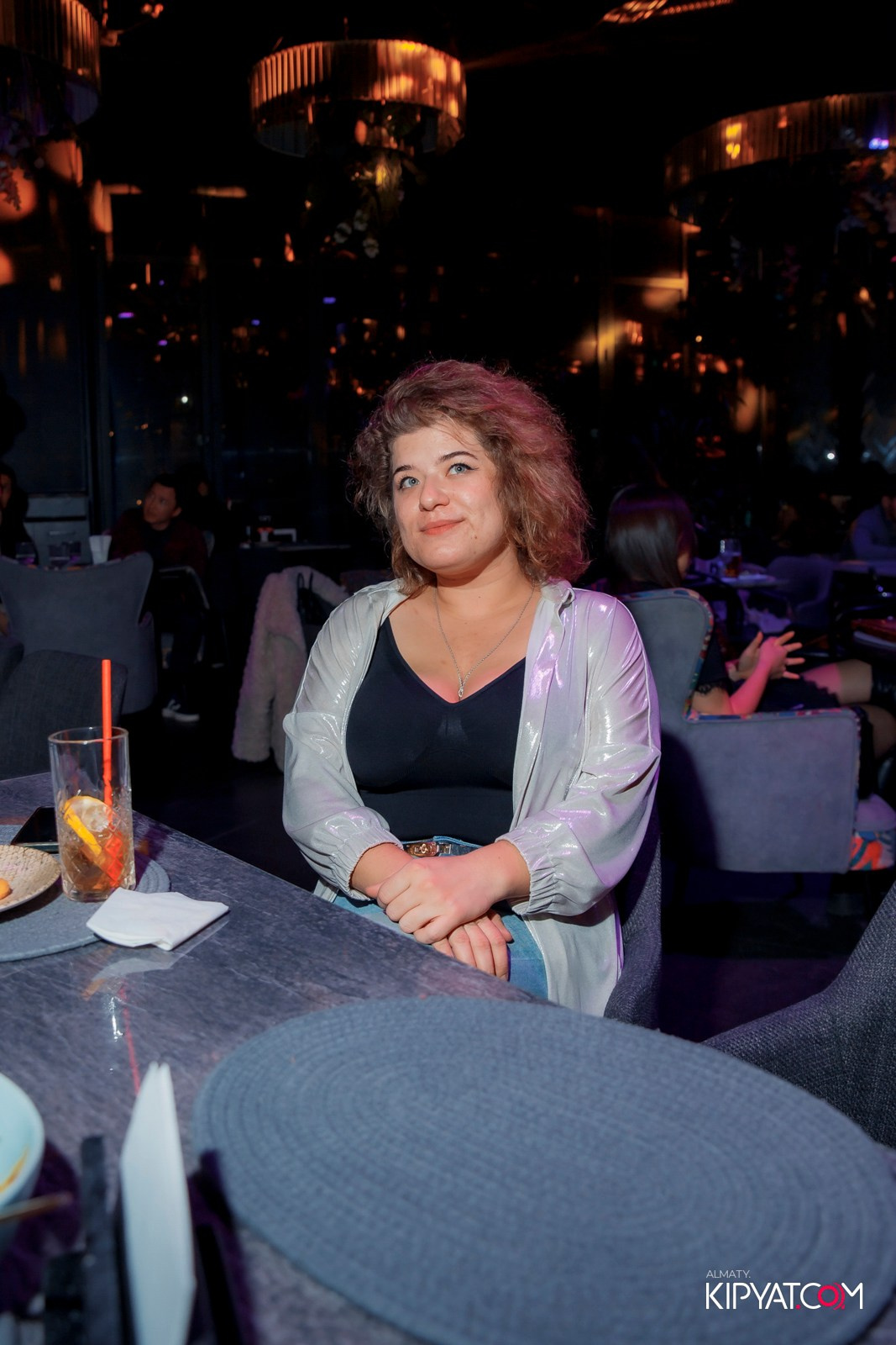 FRIENDS BAR & TERRACE. КИПЯТКОМ АЛМАТЫ! Фотосъемка мероприятий в Алматы