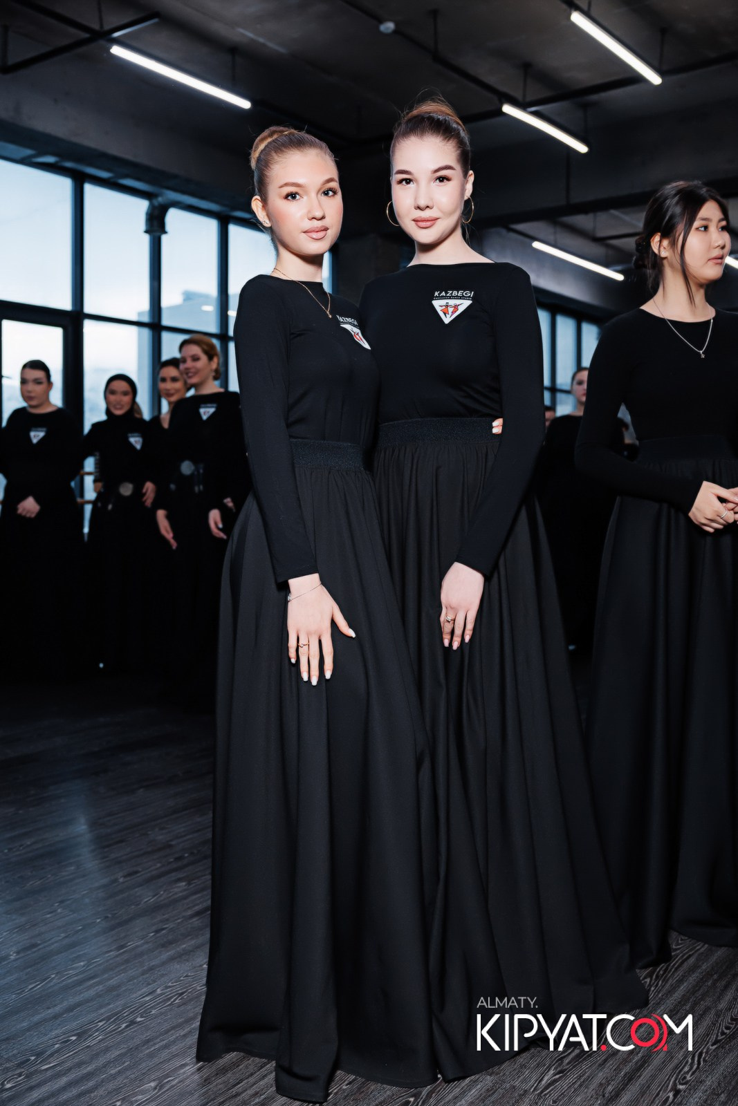 BLOCKBUSTER ТАНЦЕВАЛЬНАЯ АКАДЕМИЯ. КИПЯТКОМ АЛМАТЫ!