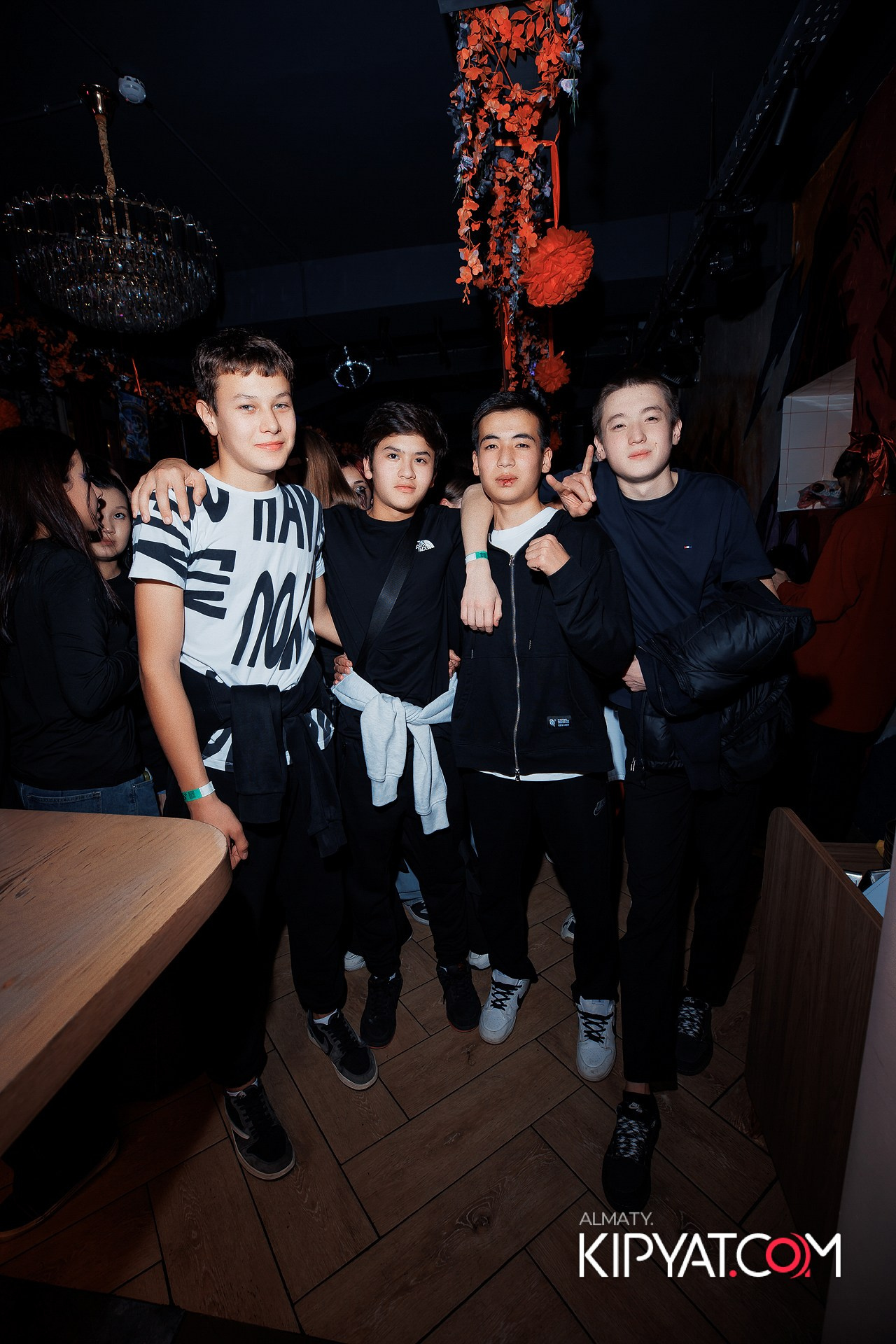 KRASNOFF PARTY ROCKY HORROR BAR. КИПЯТКОМ АЛМАТЫ!