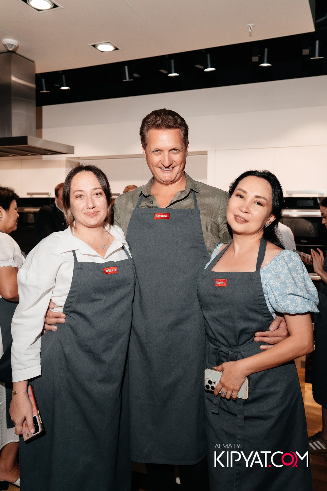 MIELE. КИПЯТКОМ АЛМАТЫ!