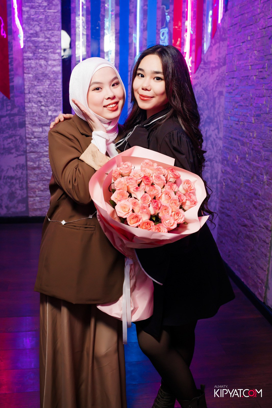 УХО И МЕДВЕДЬ НА ГАГАРИНА. КИПЯТКОМ АЛМАТЫ!