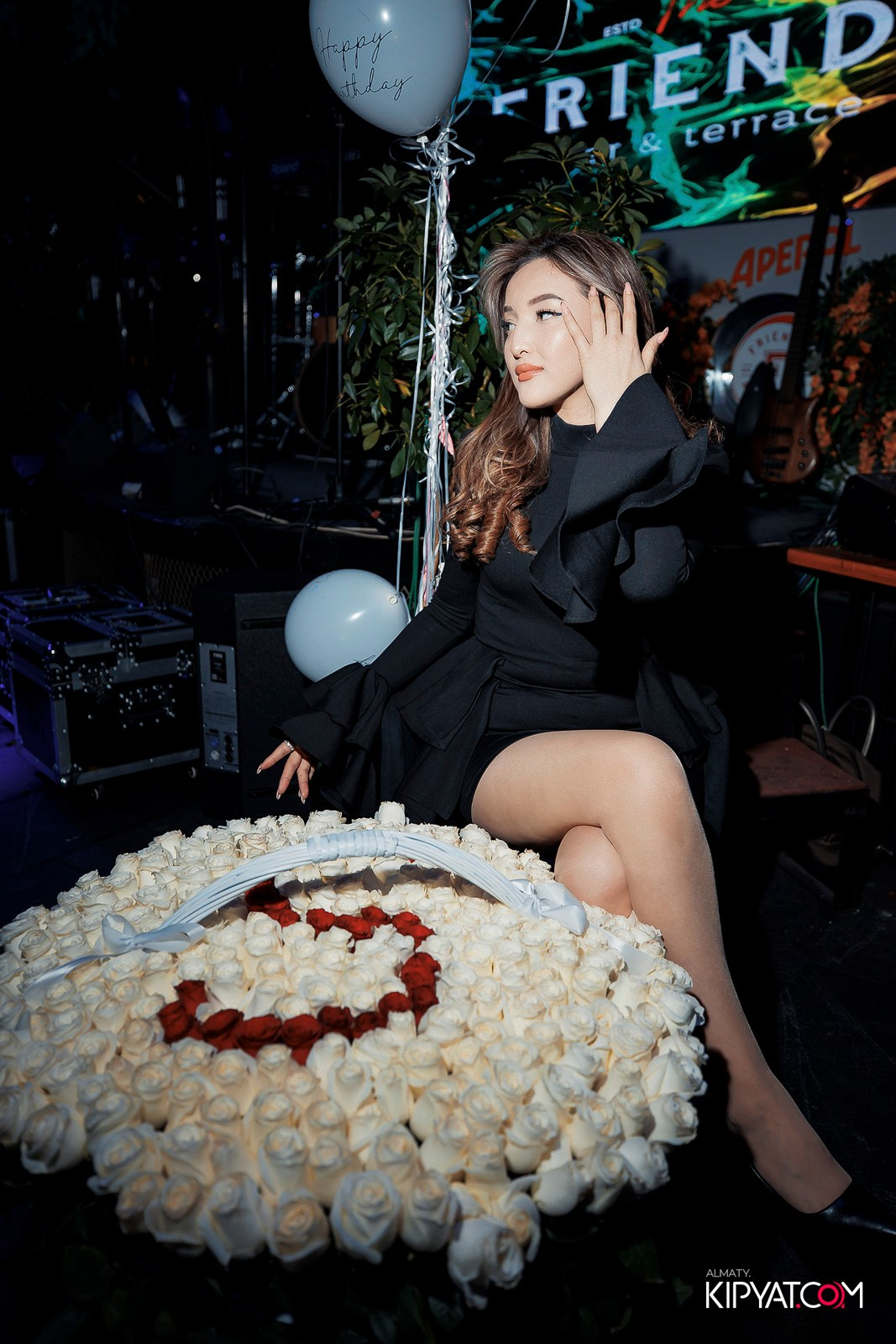 FRIENDS BAR & TERRACE. КИПЯТКОМ АЛМАТЫ! Фотосъемка мероприятий в Алматы