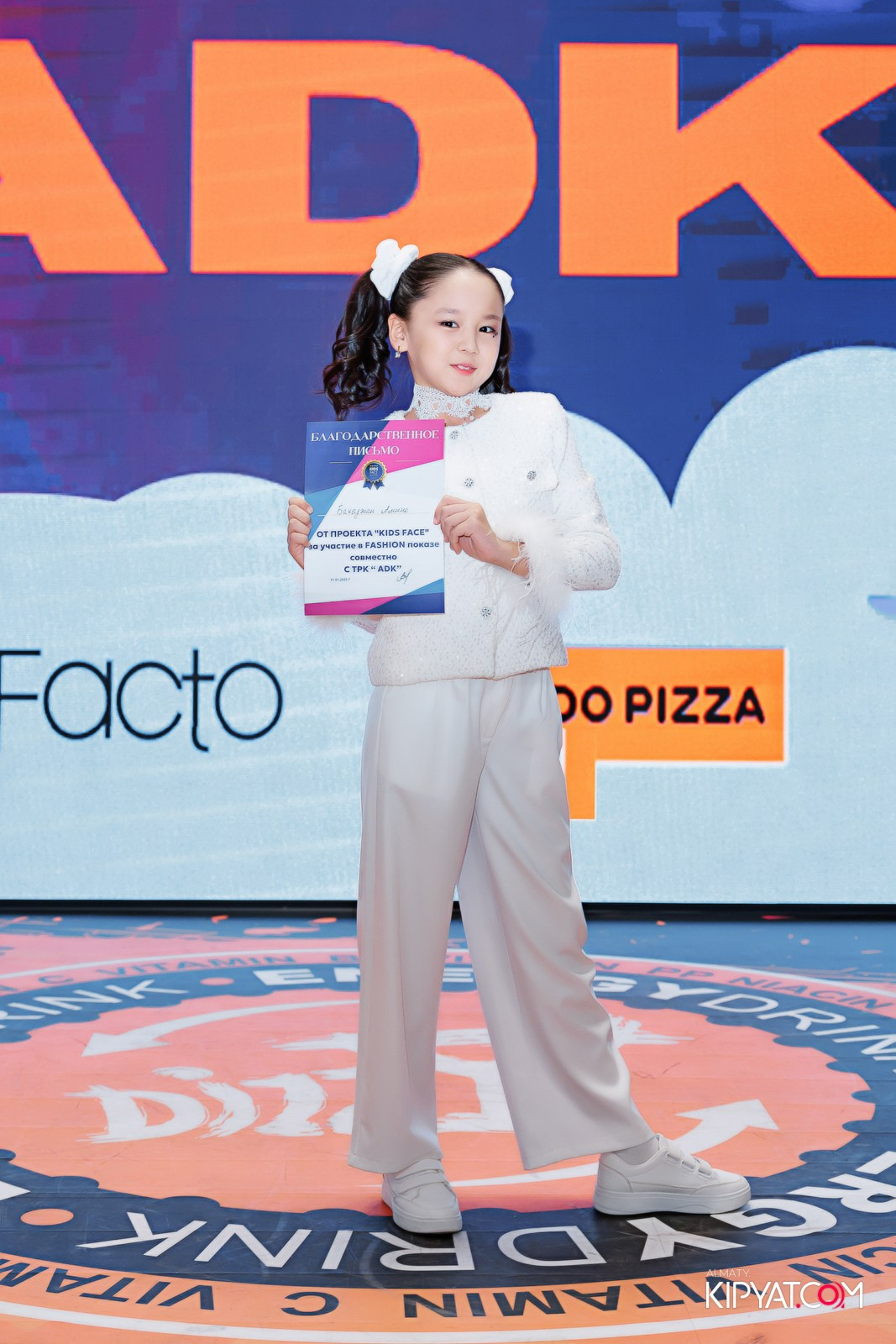 ДЕТСКИЙ МОДНЫЙ ПОКАЗ ОТ МОДЕЛЬНОГО АГЕНТСТВА «KIDSFACE». КИПЯТКОМ АЛМАТЫ!
