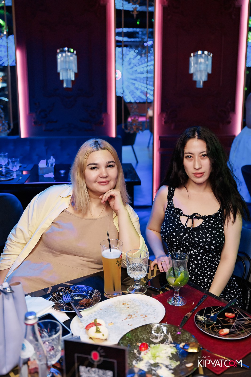 ЗАЯ, НА БИС. КИПЯТКОМ АЛМАТЫ!