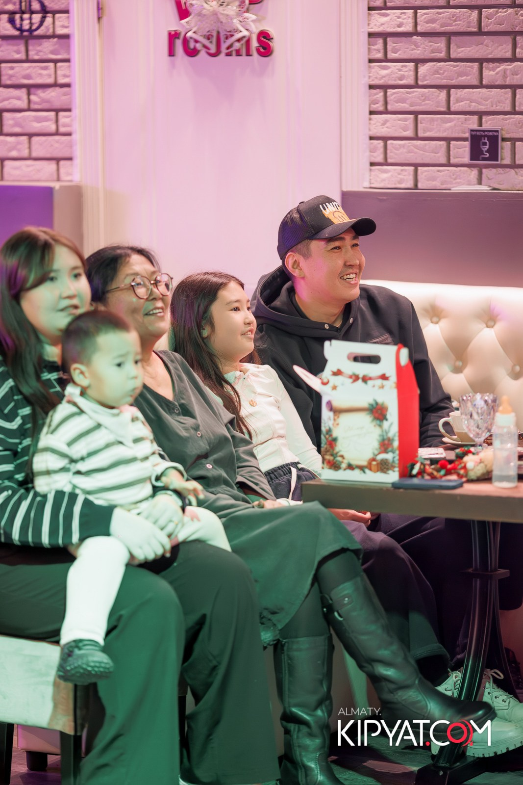 НОВОГОДНИЙ ОТЧЕТНЫЙ КОНЦЕРТ МУЗЫКАЛЬНОЙ ШКОЛЫ «SOULWAY». КИПЯТКОМ АЛМАТЫ!