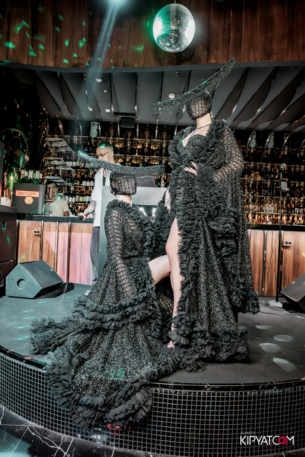 MOOD KARAOKE & TERRACE. КИПЯТКОМ АЛМАТЫ!