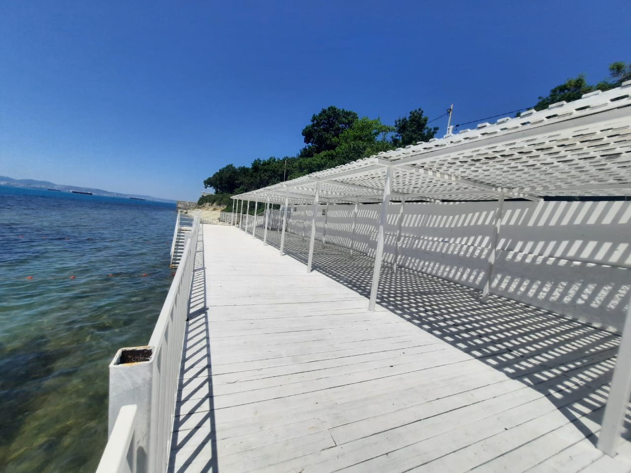 Пляж-солярий. Детский оздоровительный лагерь «АЛЬБАТРОС» — официальный сайт