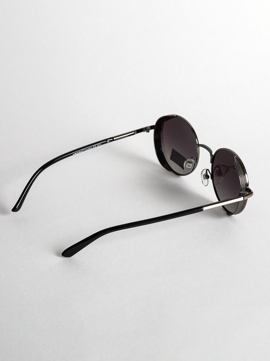 Съемка солнцезащитных очков. Фотограф в Санкт-Петербурге