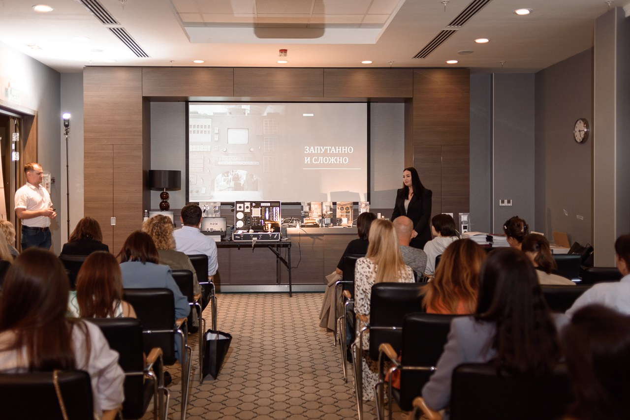 Презентация Donolux. Фотограф Дарья Мустафина, Тюмень